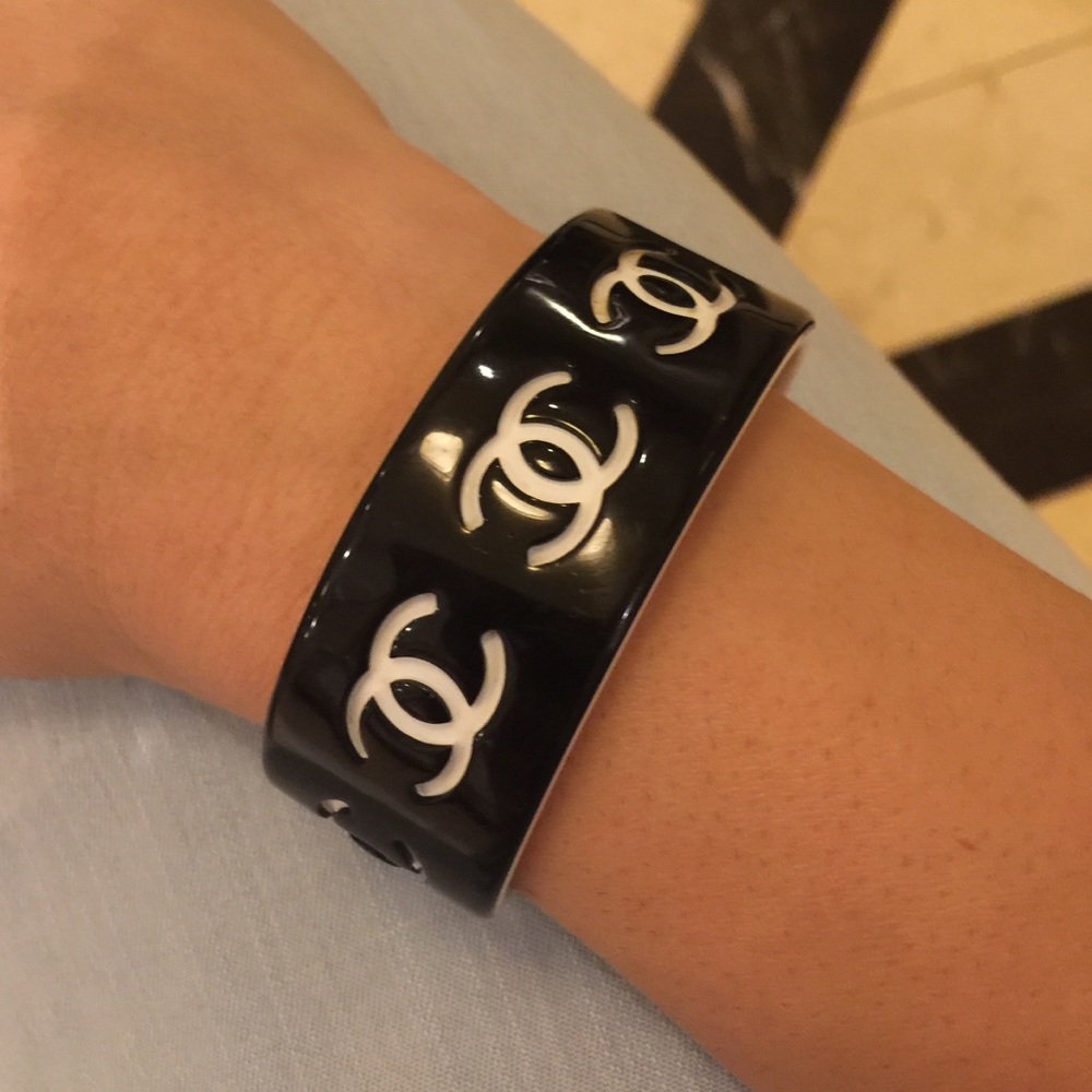 Amazing authentic cuff bracelet